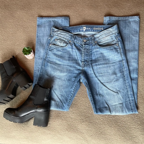 7 for All Mankind Standard Fit Medium-Wash Denim Jeans - Picture 1 of 6